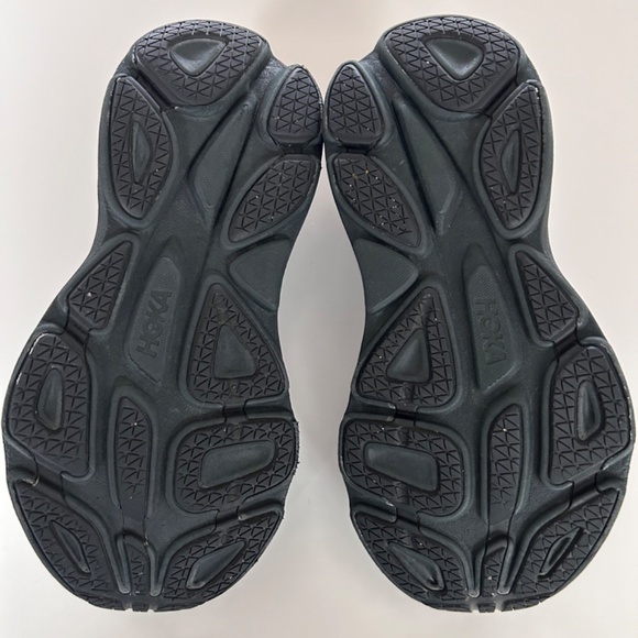 Hoka Bondi 8 Women's Black Athletic Shoes in Size 7 and Size 7.5 - Picture 7 of 10